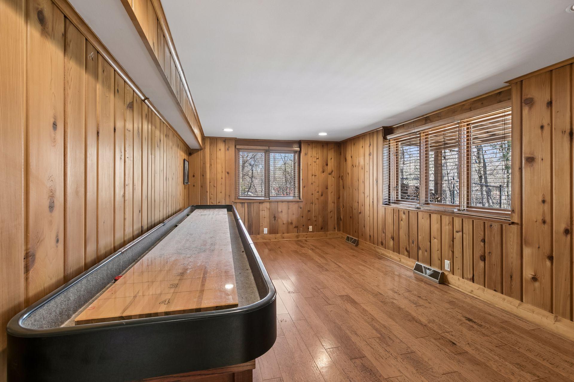 609 Waterman Circle