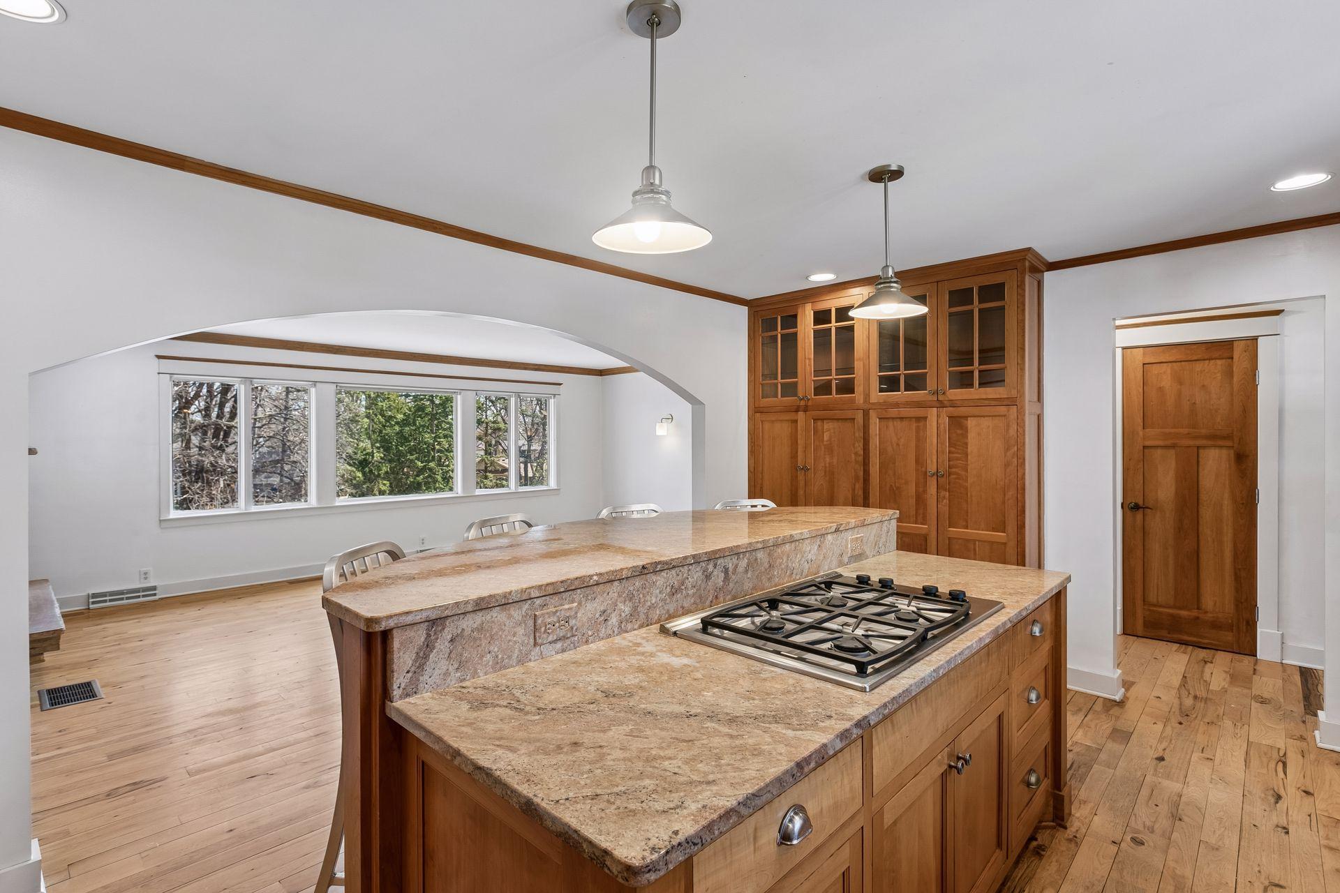 609 Waterman Circle