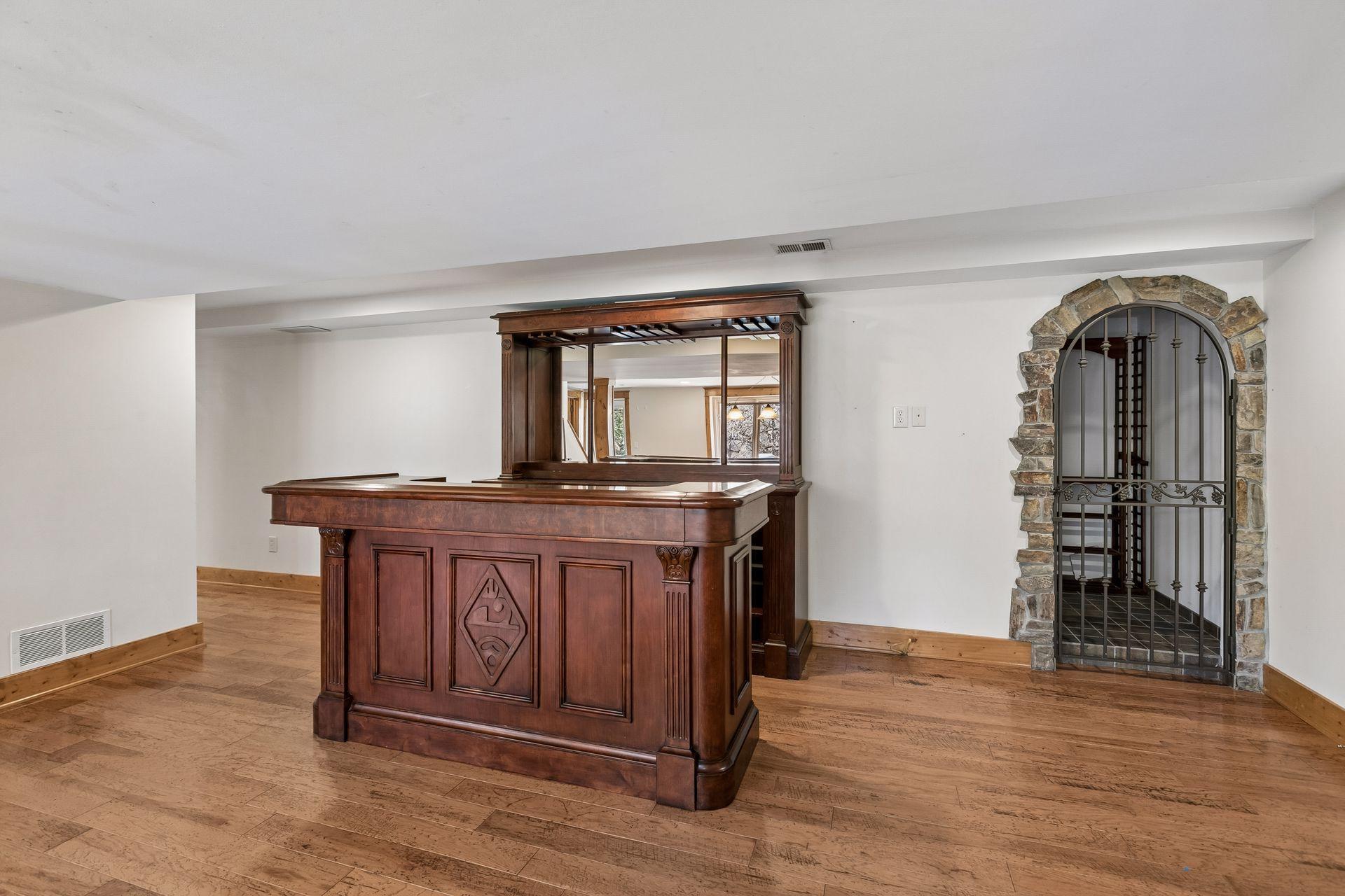 609 Waterman Circle