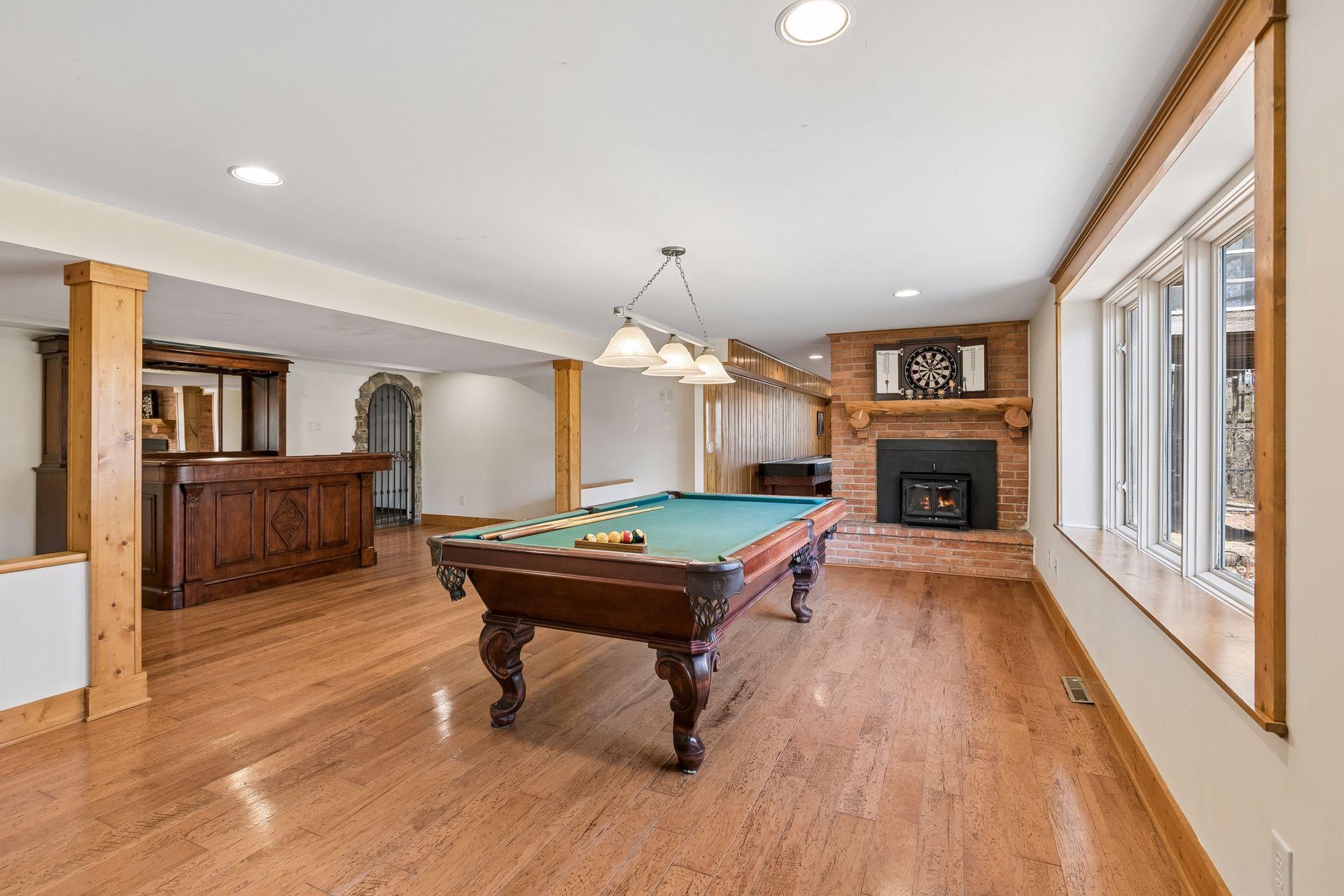 609 Waterman Circle
