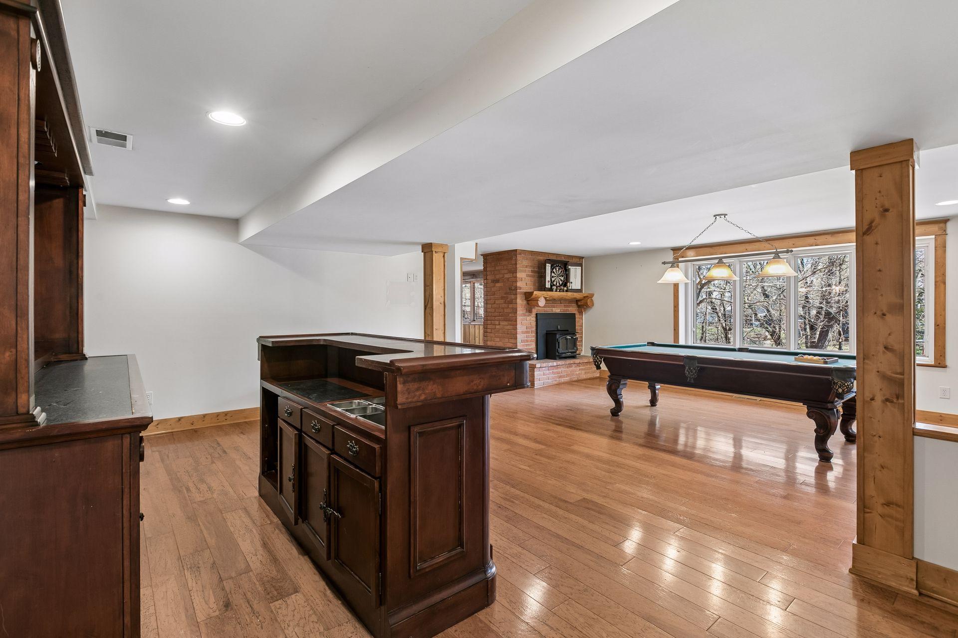 609 Waterman Circle