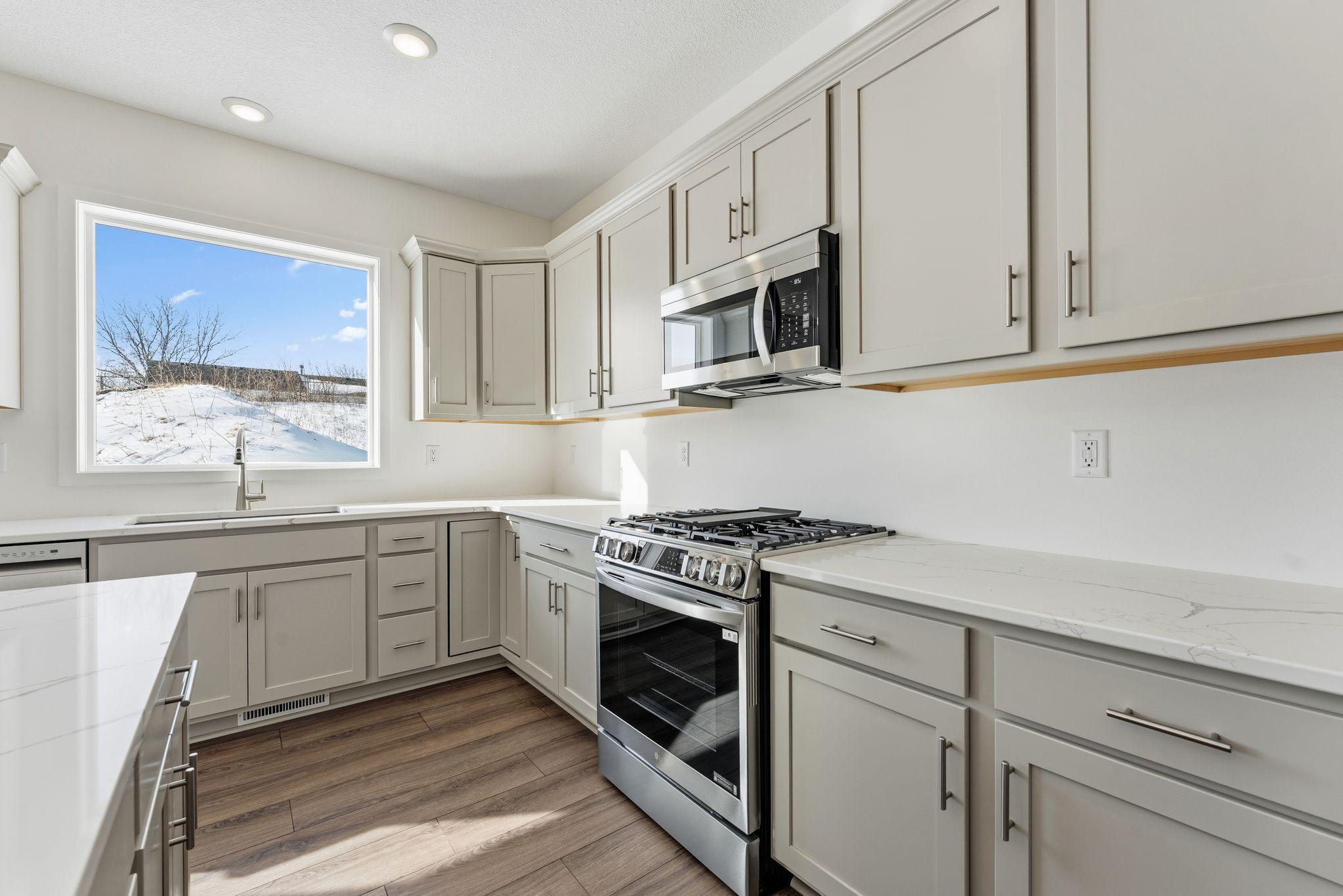 5956 Upper 179th Street W