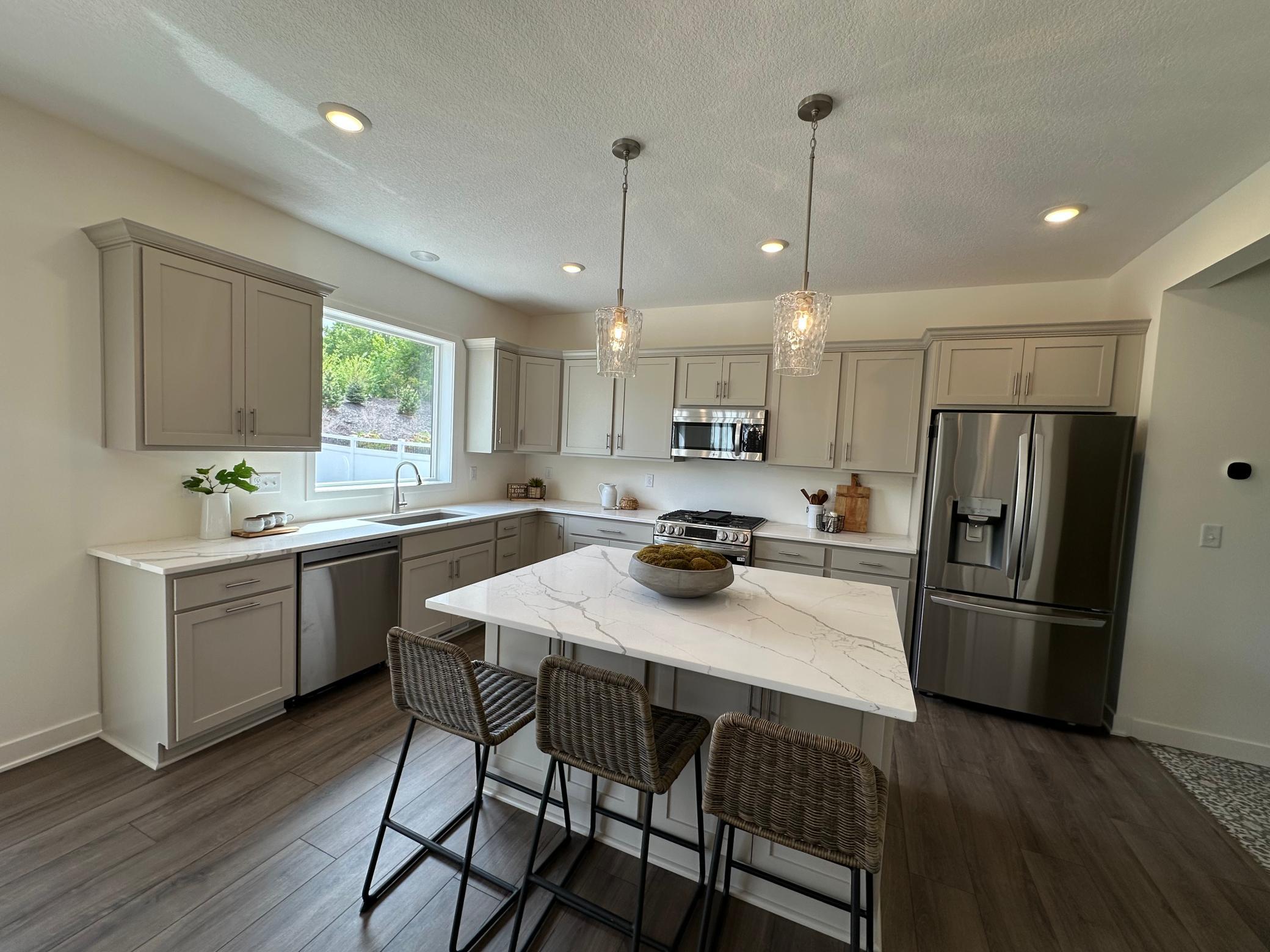 5956 Upper 179th Street W
