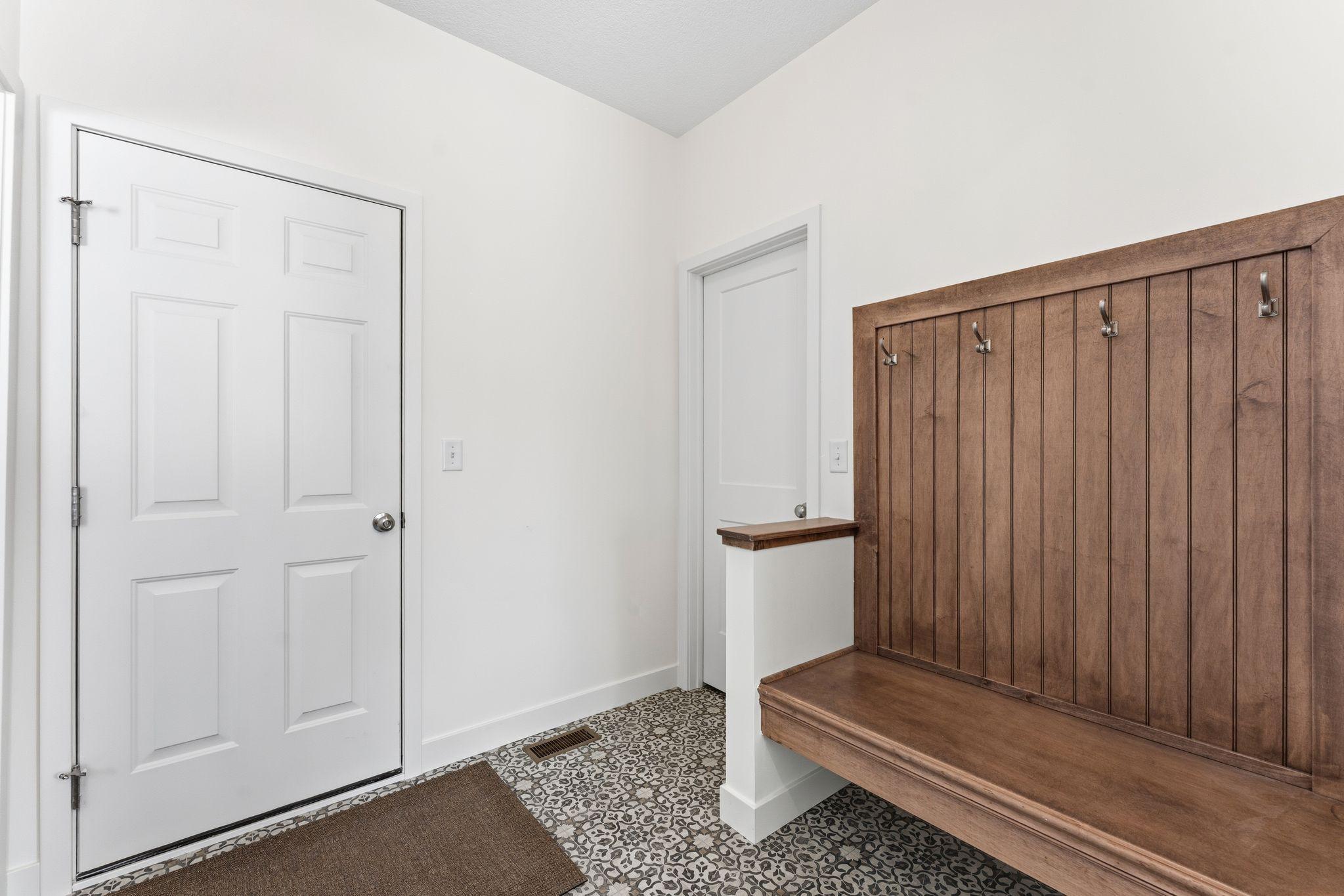 5956 Upper 179th Street W