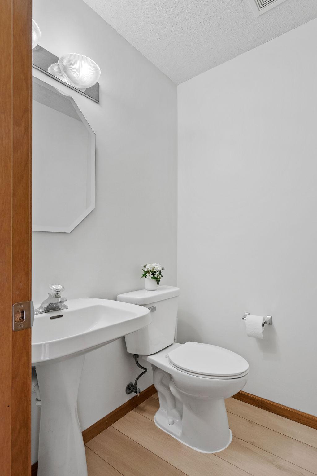 6276 158th Street W