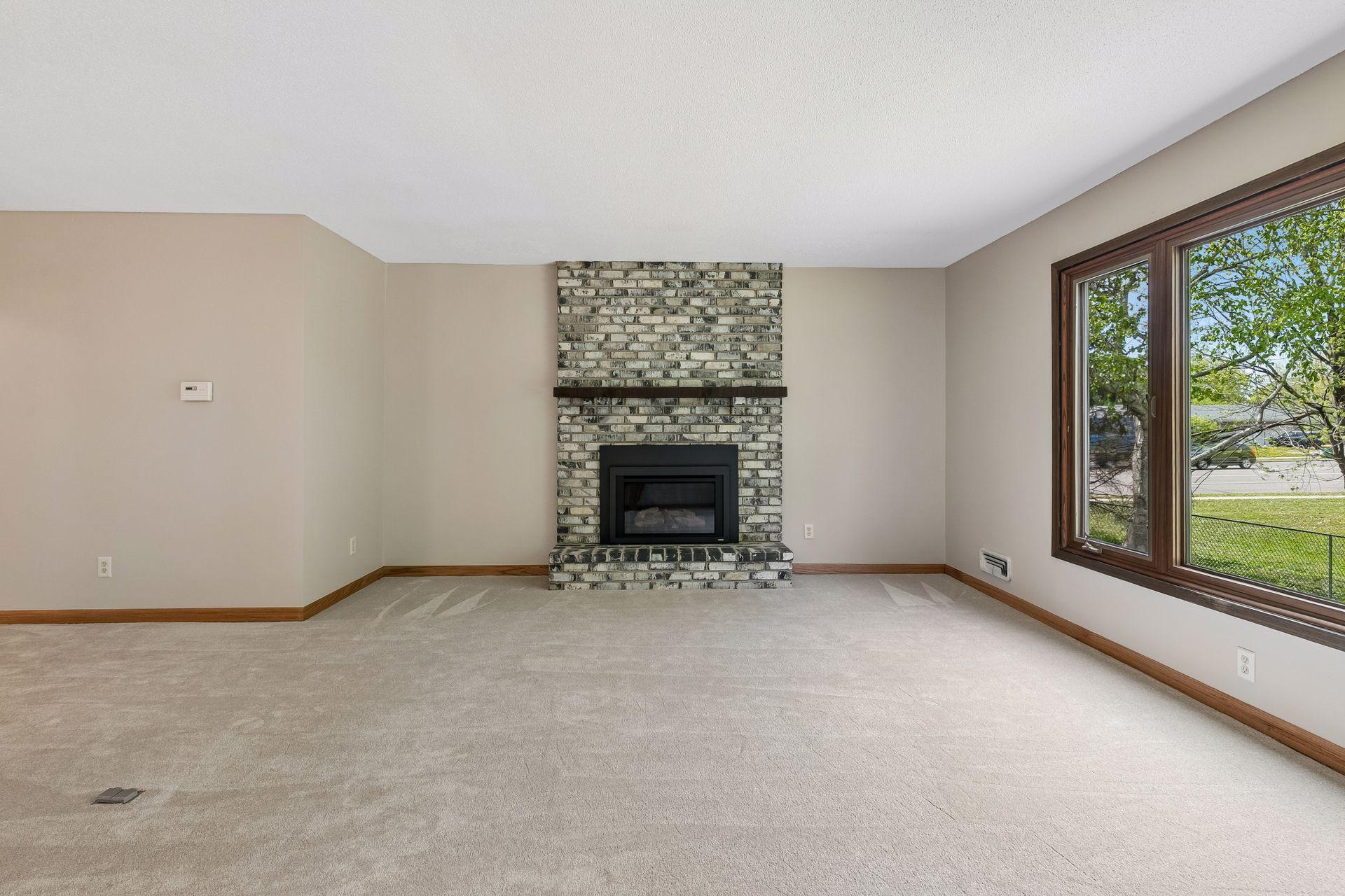 13720 Oakland Drive