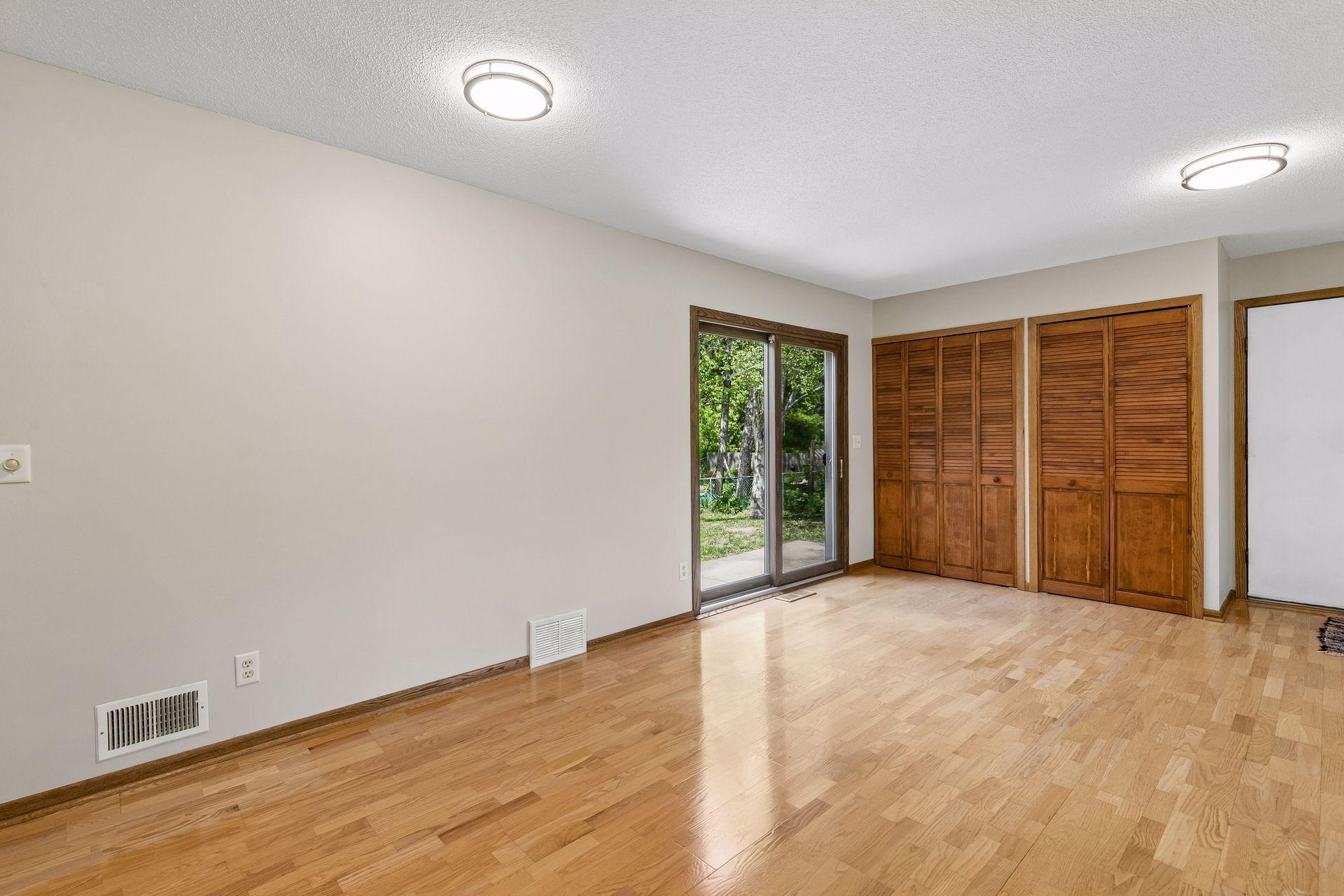 13720 Oakland Drive