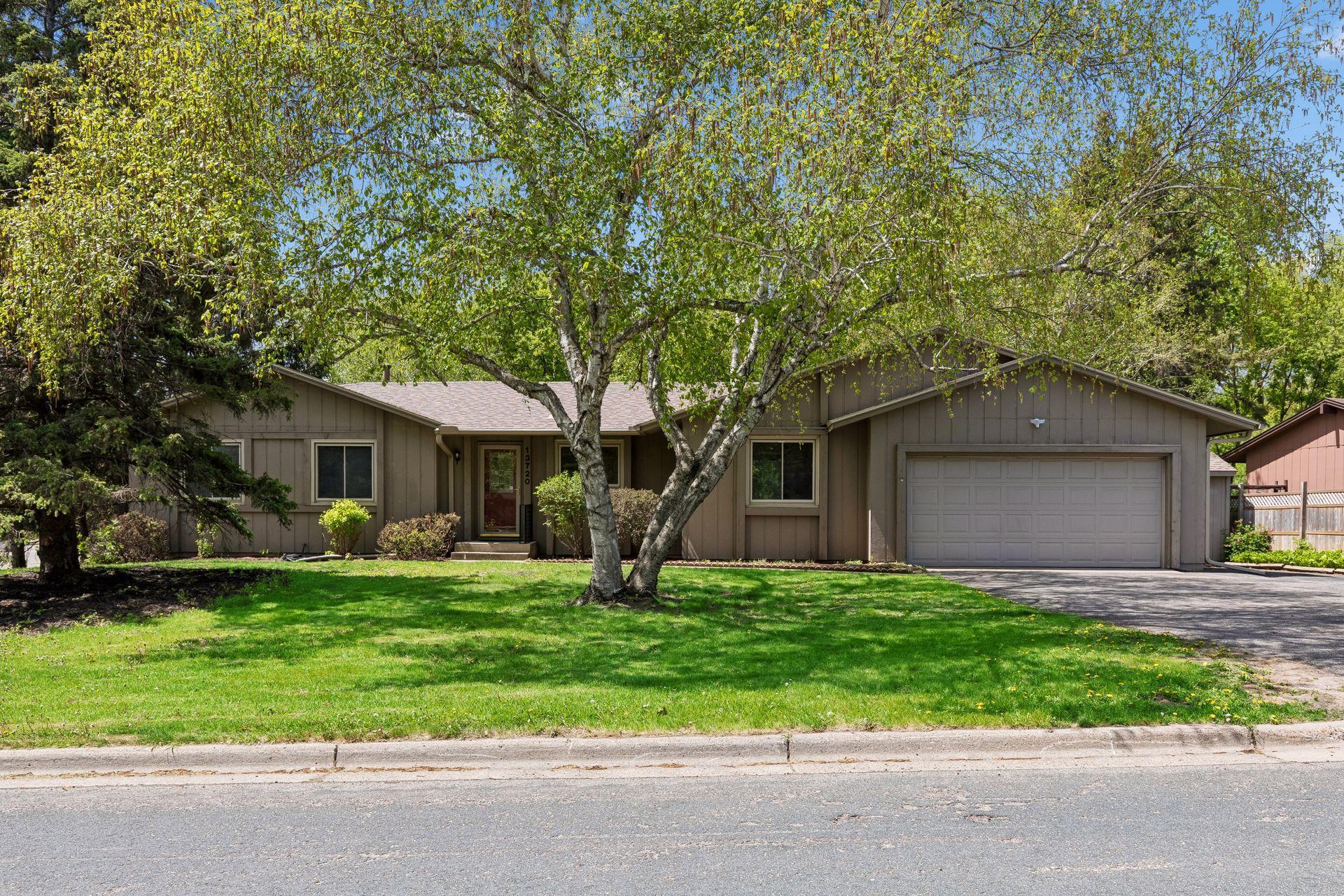 13720 Oakland Drive