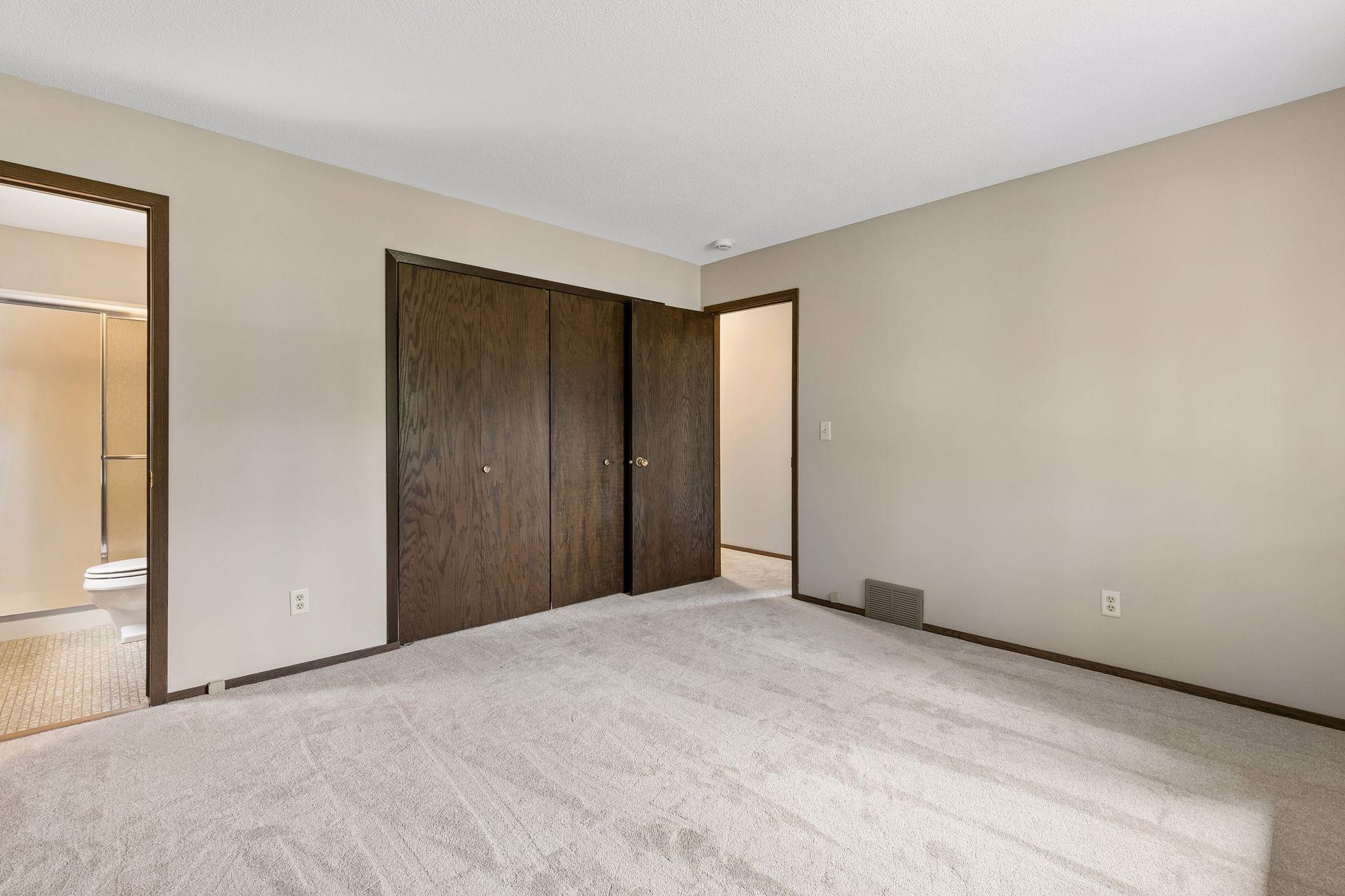 13720 Oakland Drive