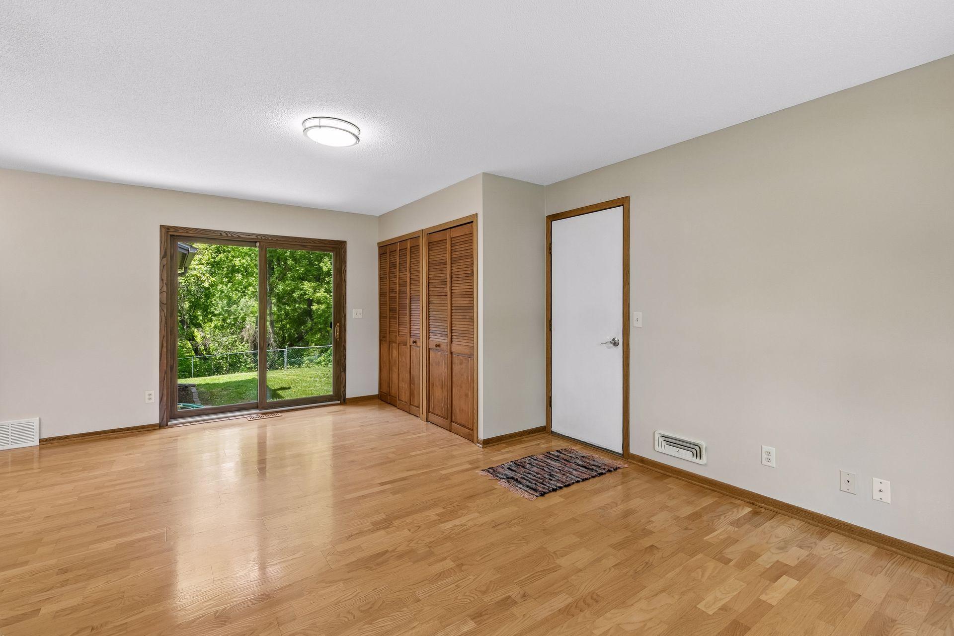 13720 Oakland Drive