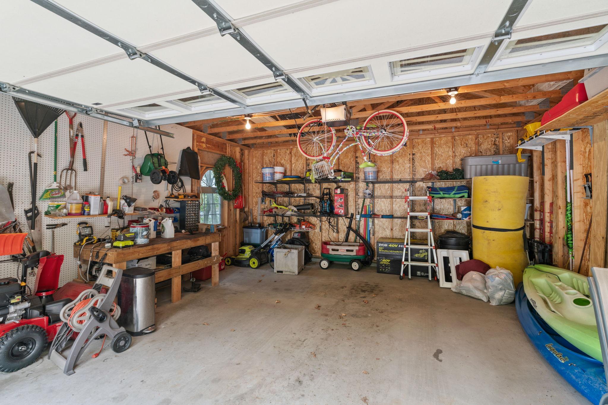 10039 Amigo Trail