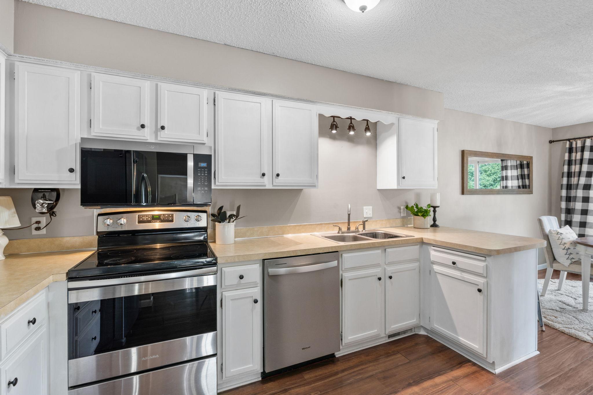 3859 Dolomite Drive