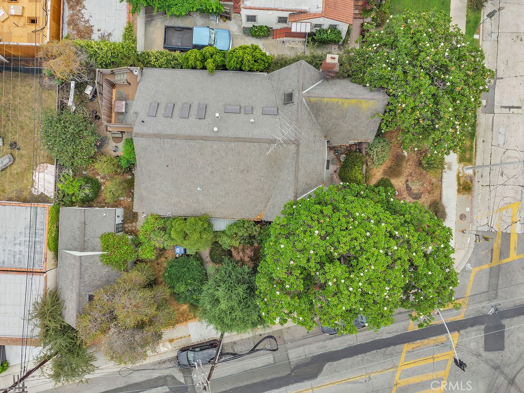 802 S Cochran Avenue