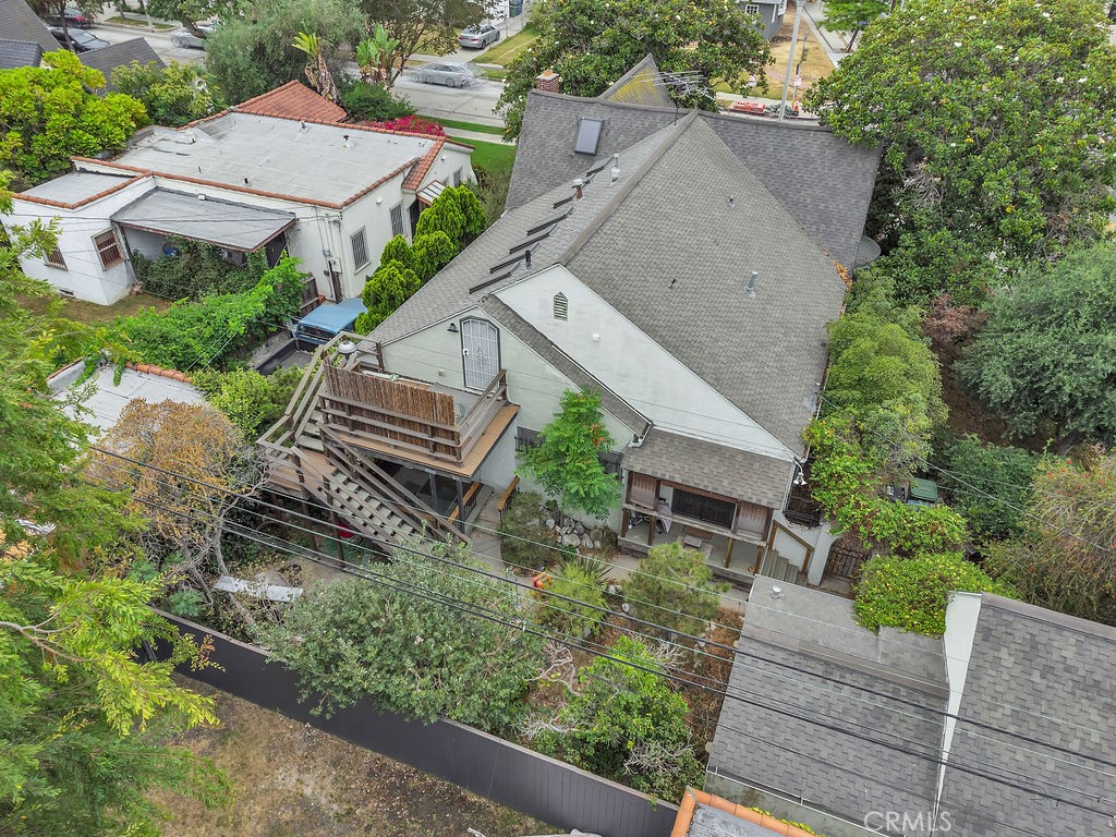 802 S Cochran Avenue