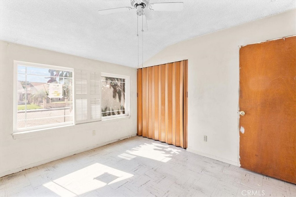 863 N Marvin Drive