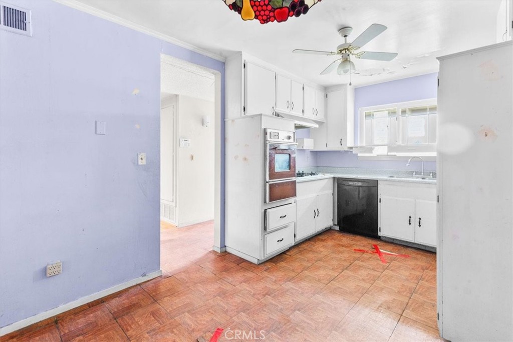 863 N Marvin Drive
