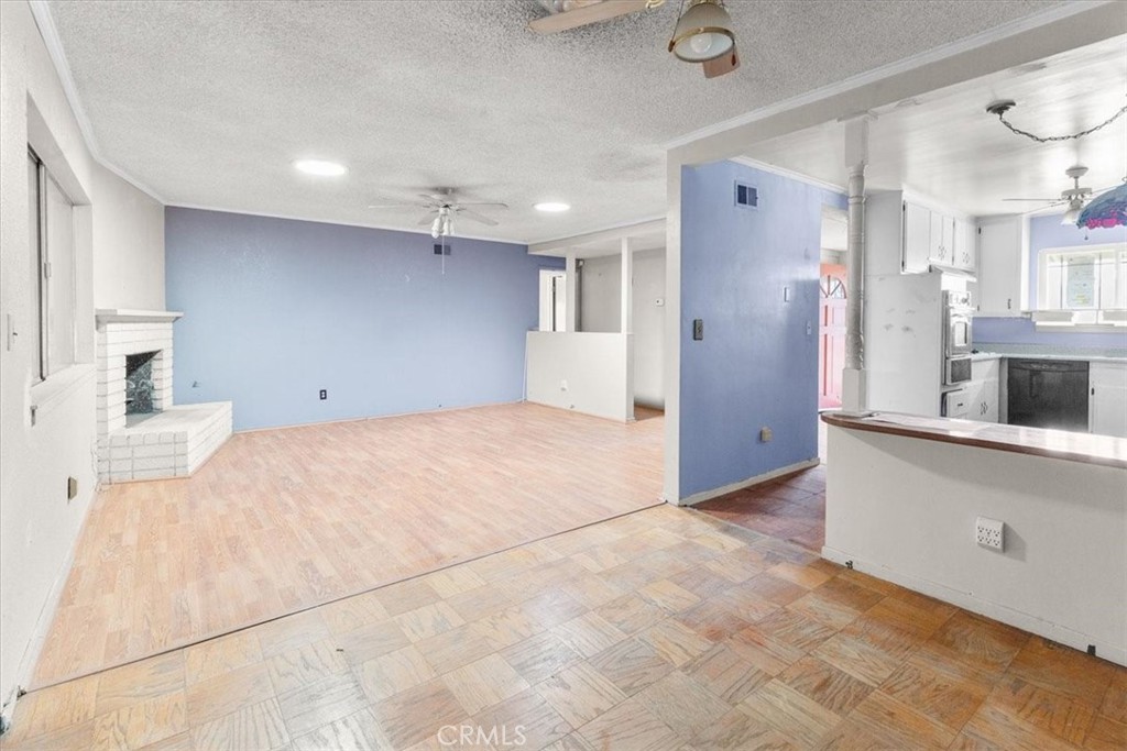 863 N Marvin Drive