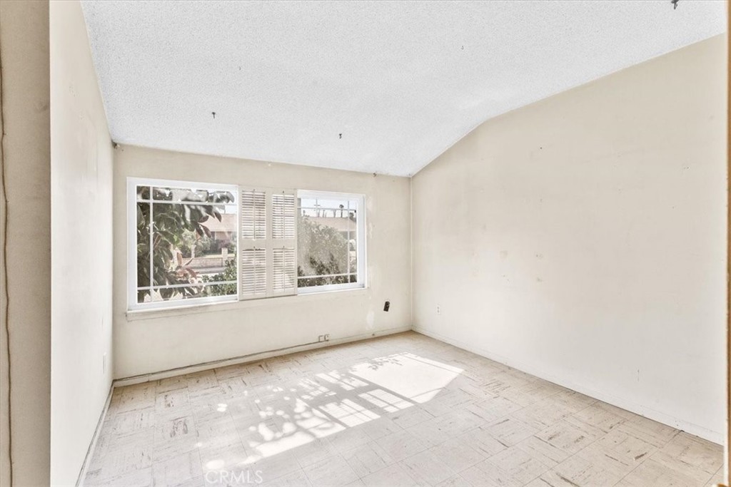863 N Marvin Drive