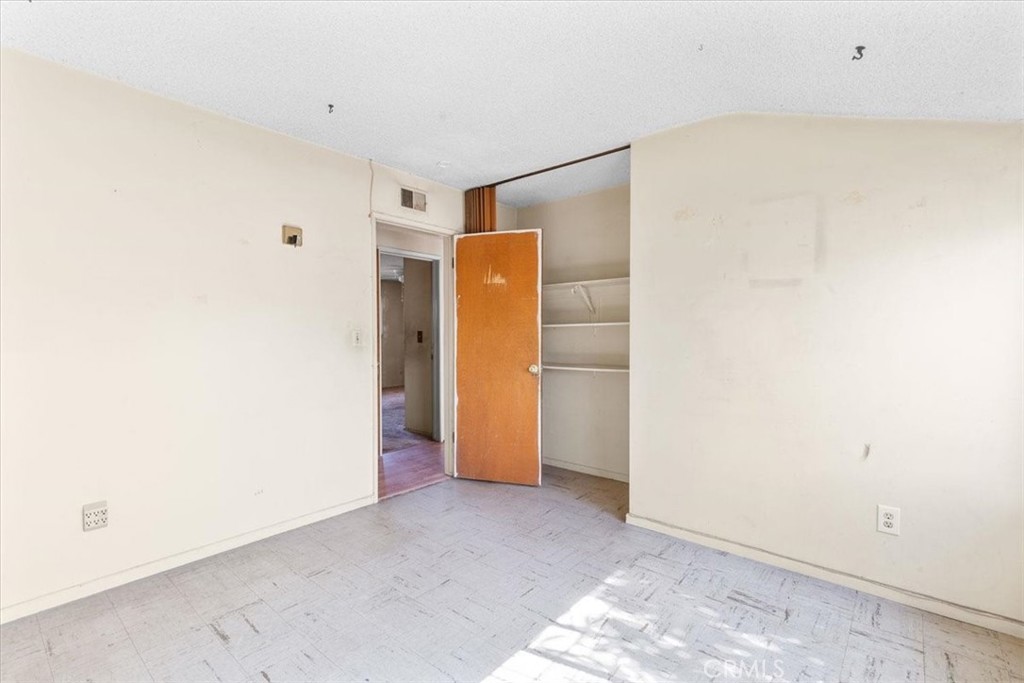863 N Marvin Drive
