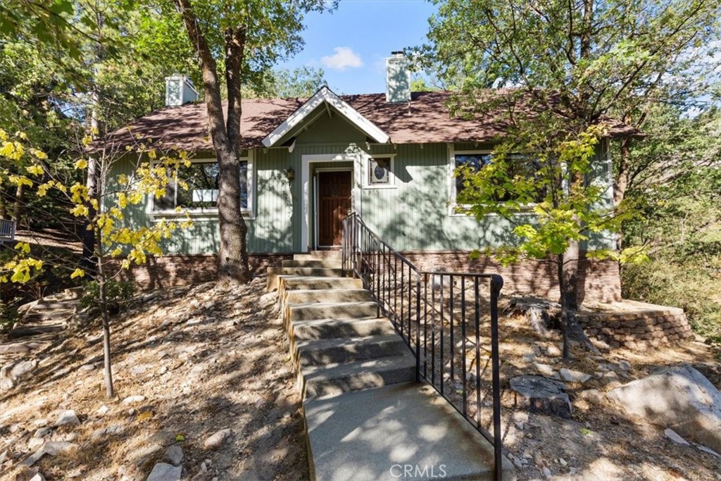 26690 Thunderbird Drive