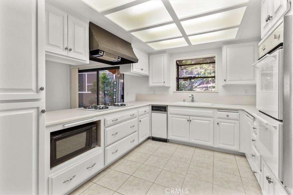 26690 Thunderbird Drive