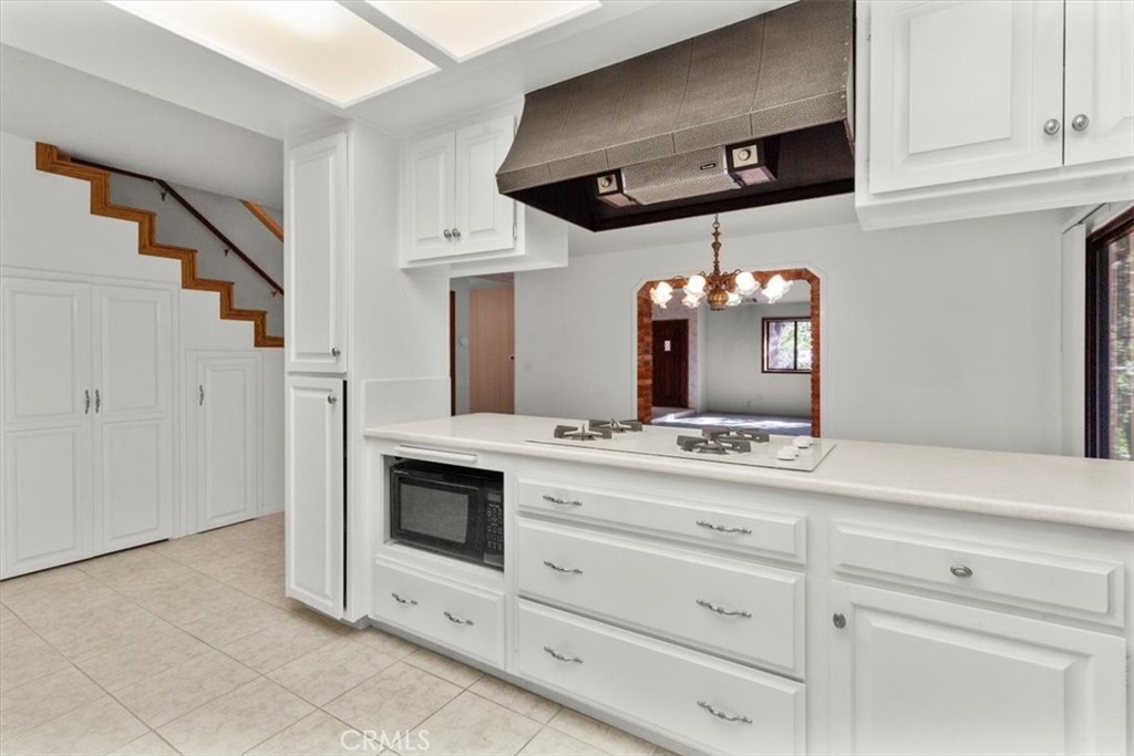 26690 Thunderbird Drive