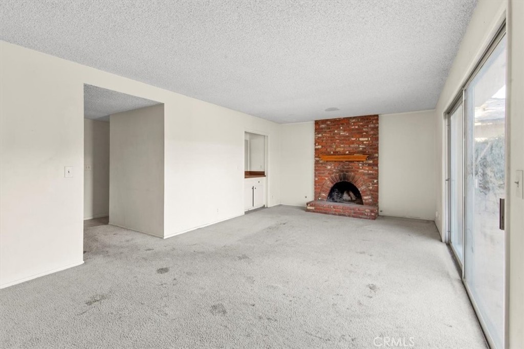 2525 N. Pacific Avenue