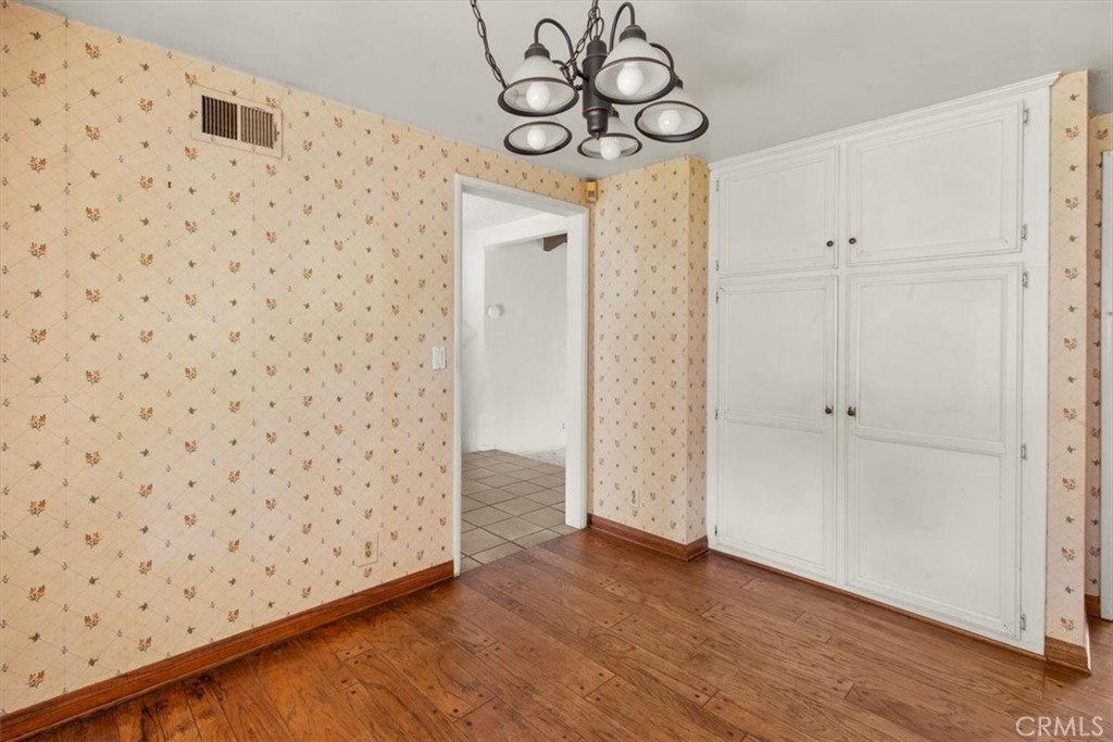 2525 N. Pacific Avenue