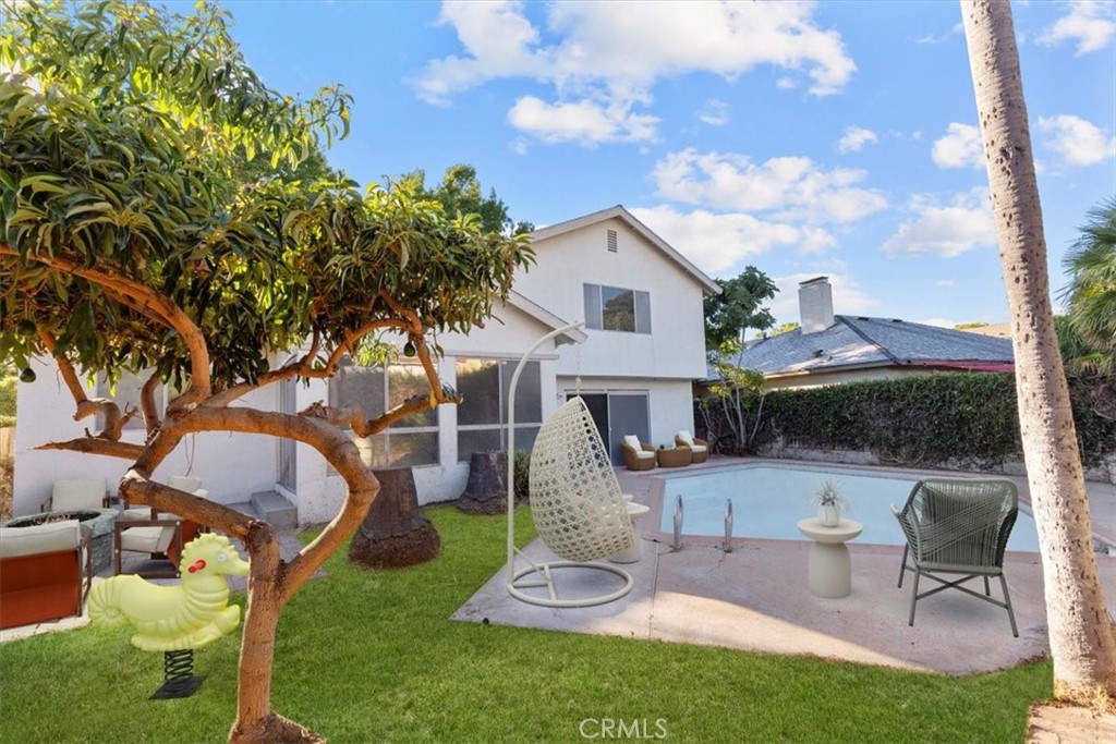 2525 N. Pacific Avenue