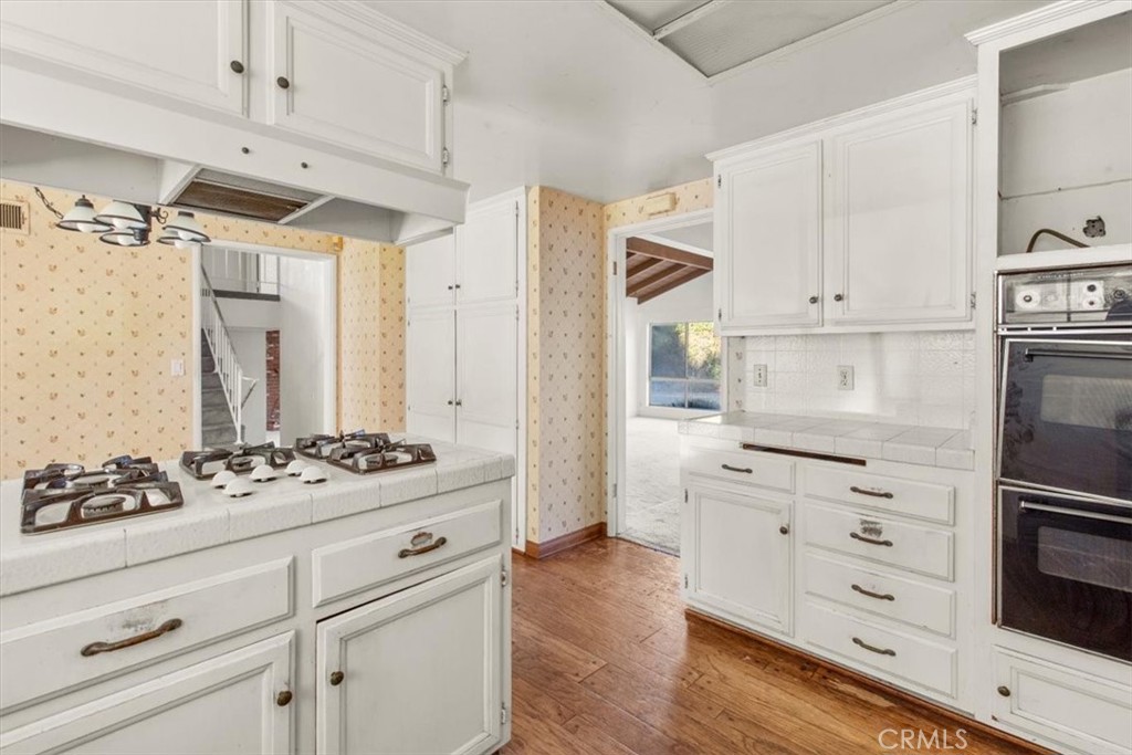 2525 N. Pacific Avenue