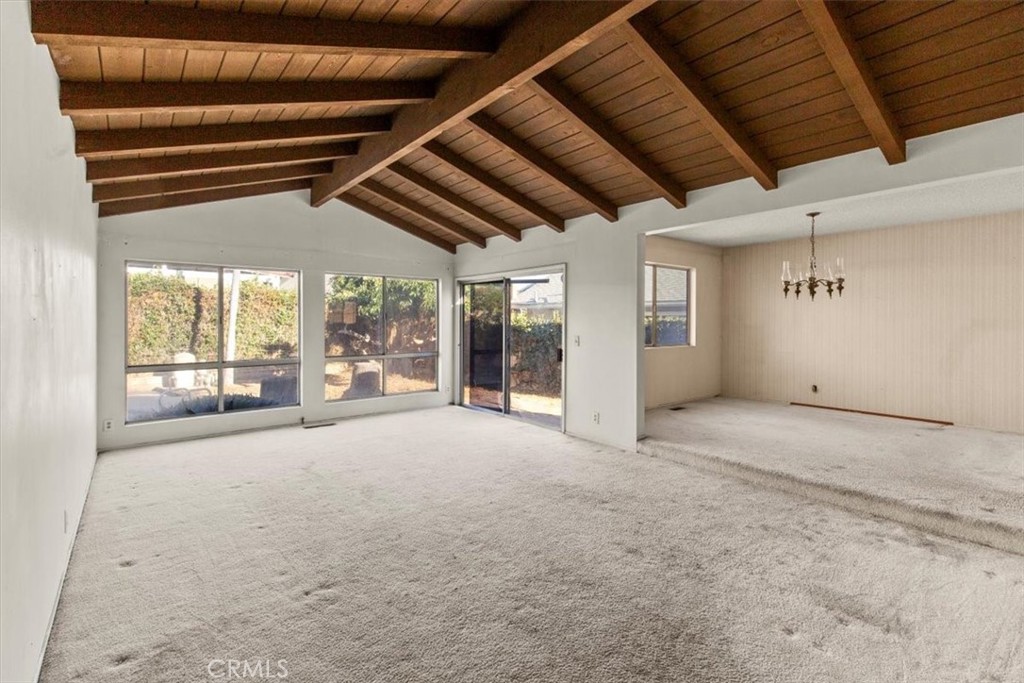 2525 N. Pacific Avenue