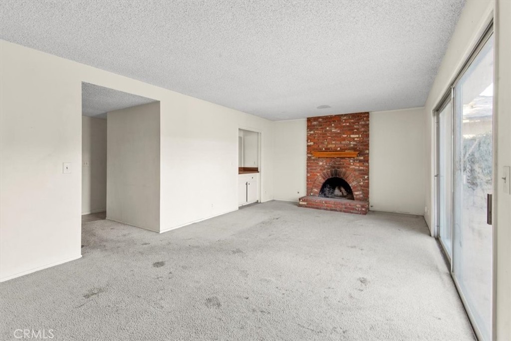 2525 N. Pacific Avenue