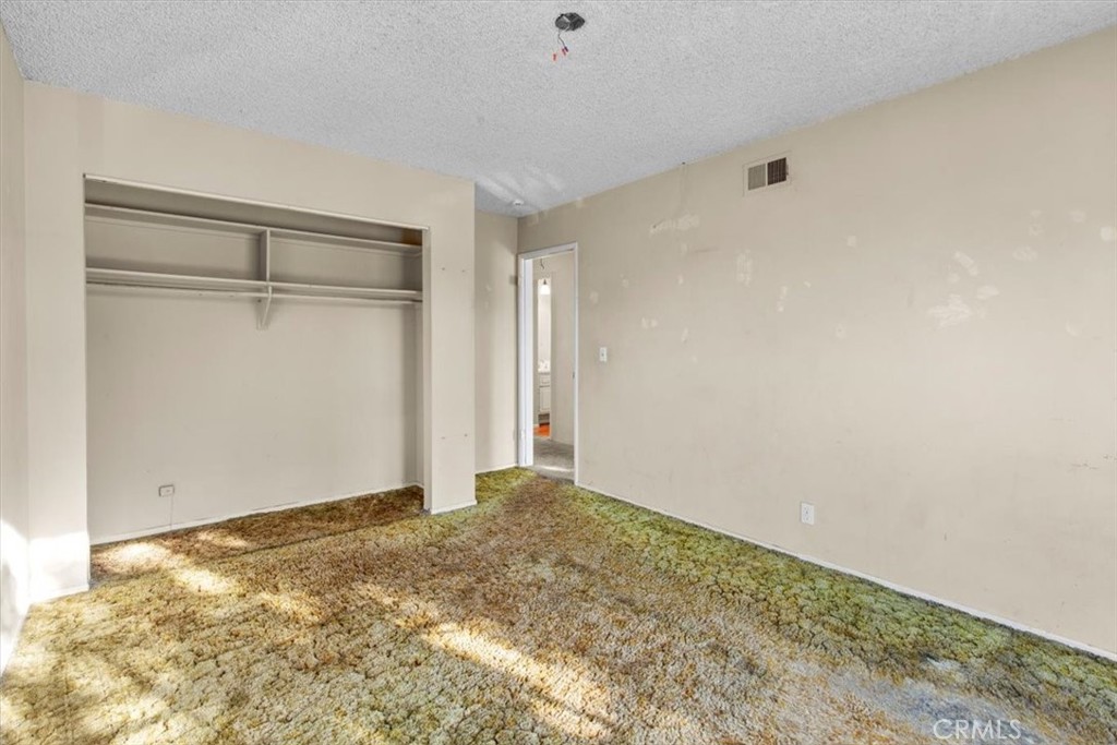 2525 N. Pacific Avenue