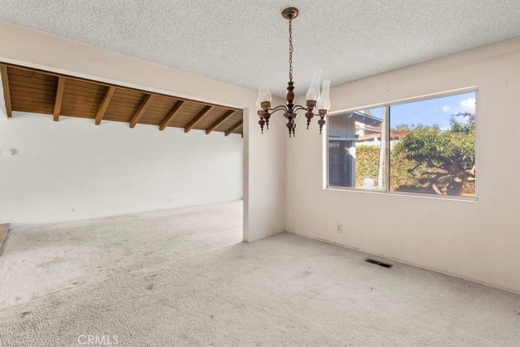 2525 N. Pacific Avenue