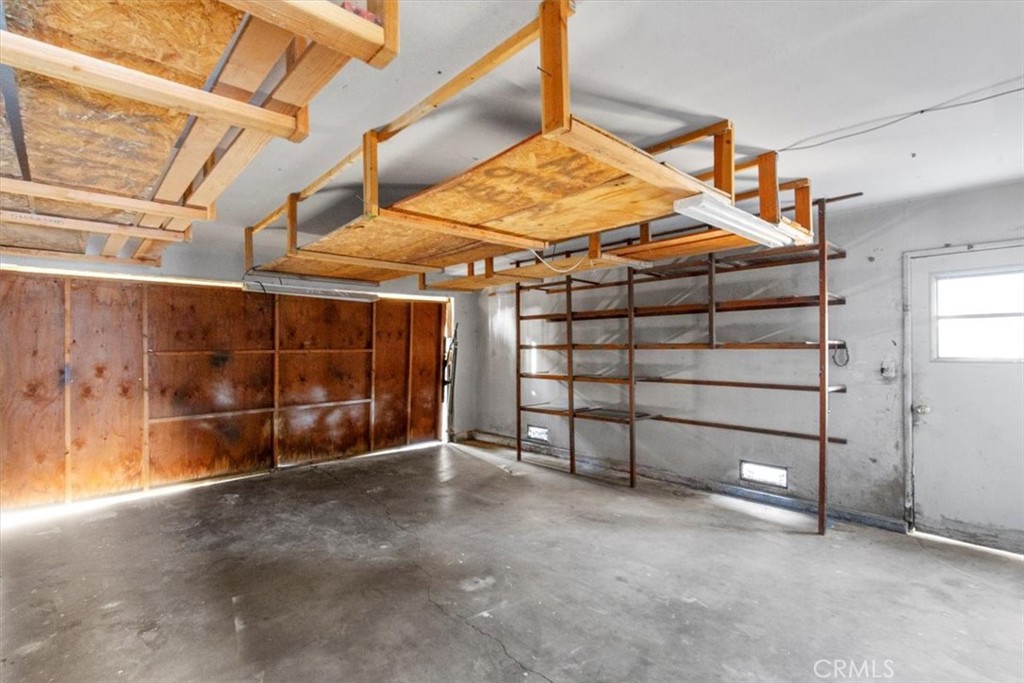 2525 N. Pacific Avenue