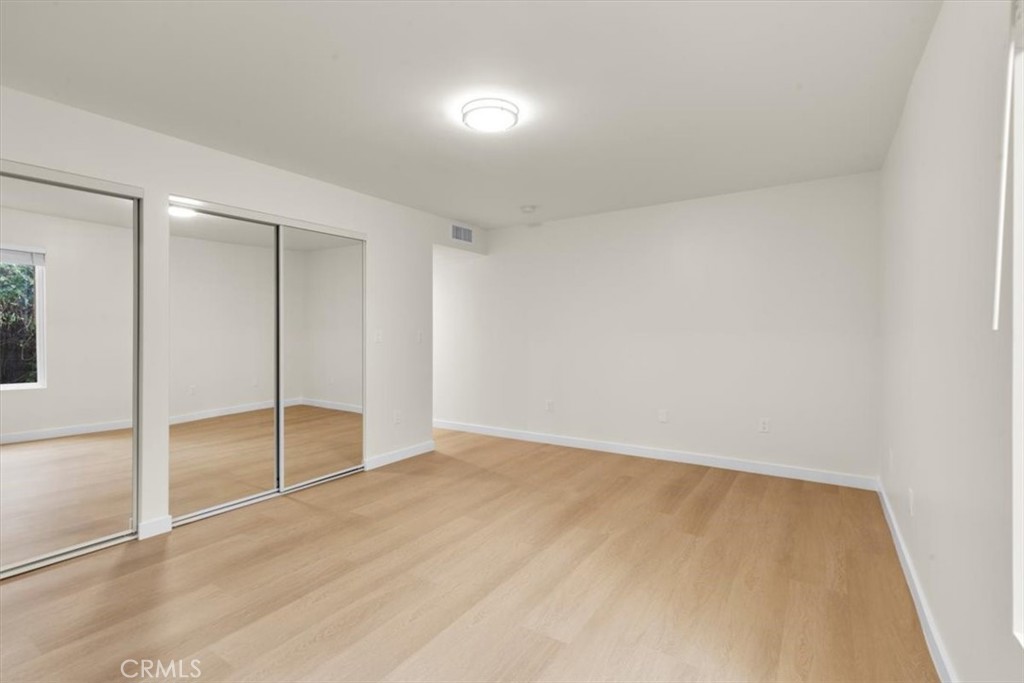 7505 Hampton Avenue 4