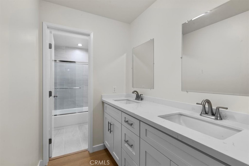 7505 Hampton Avenue 4