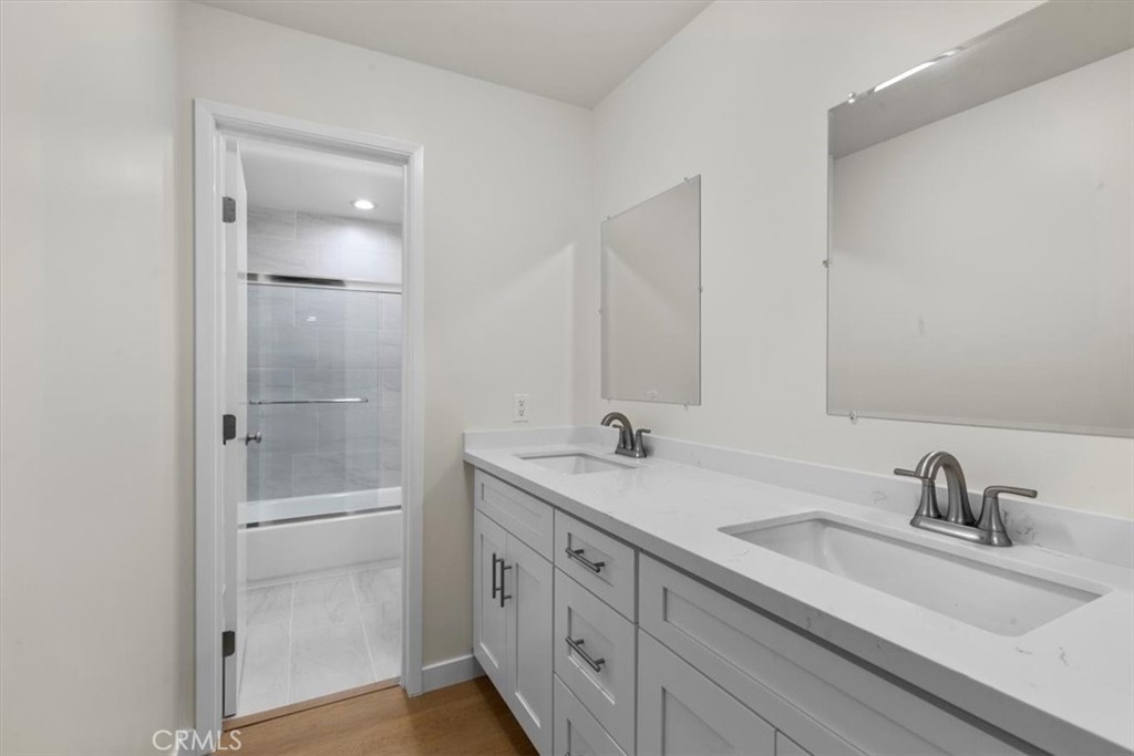 7505 Hampton Avenue 4