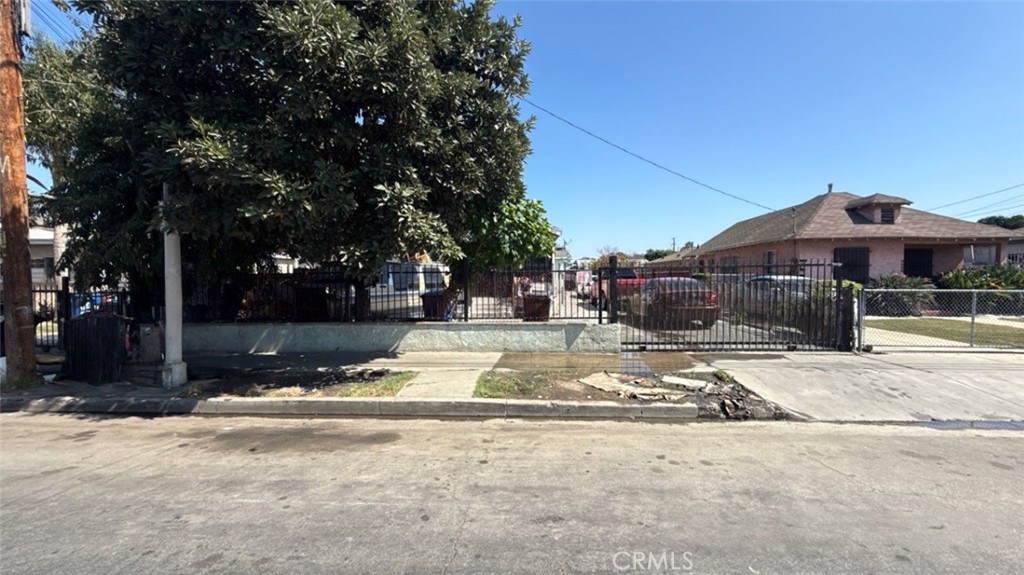 9602 Holmes Avenue