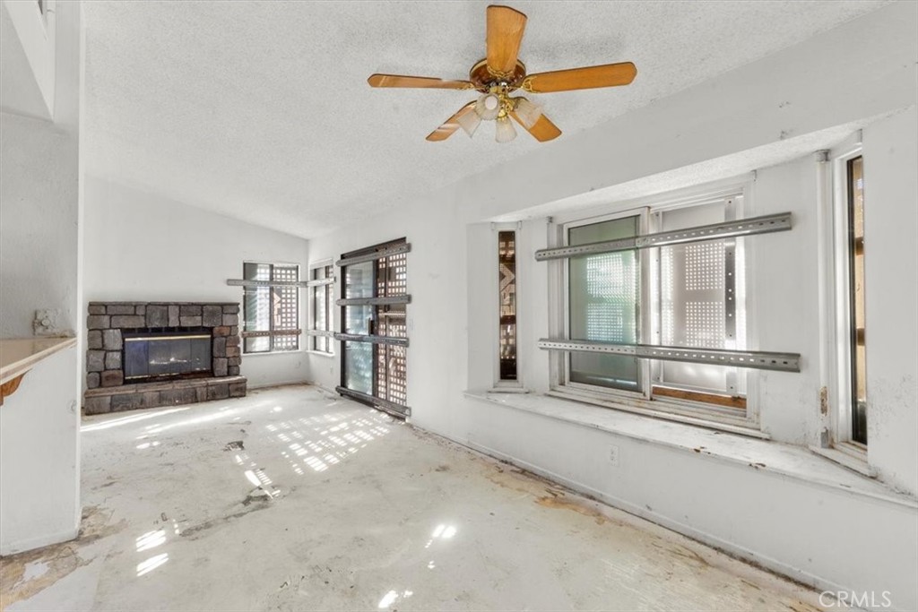 13511 Mountain Drive