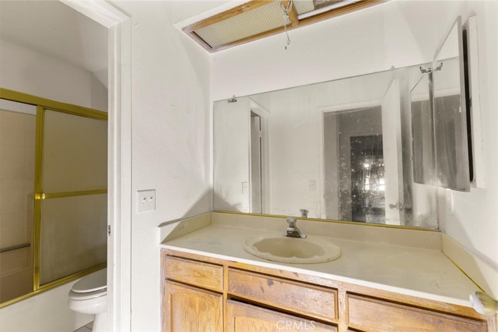 13511 Mountain Drive