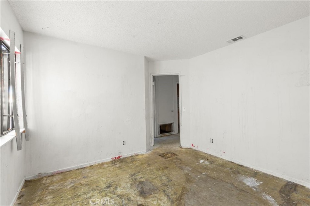 13511 Mountain Drive