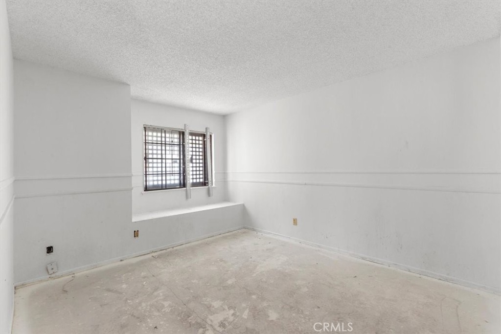 13511 Mountain Drive