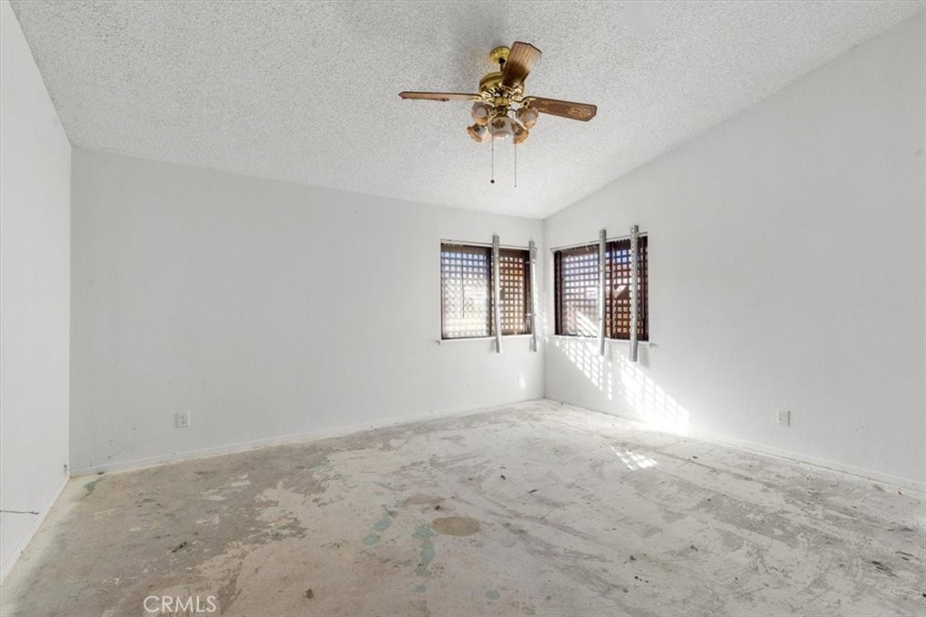 13511 Mountain Drive