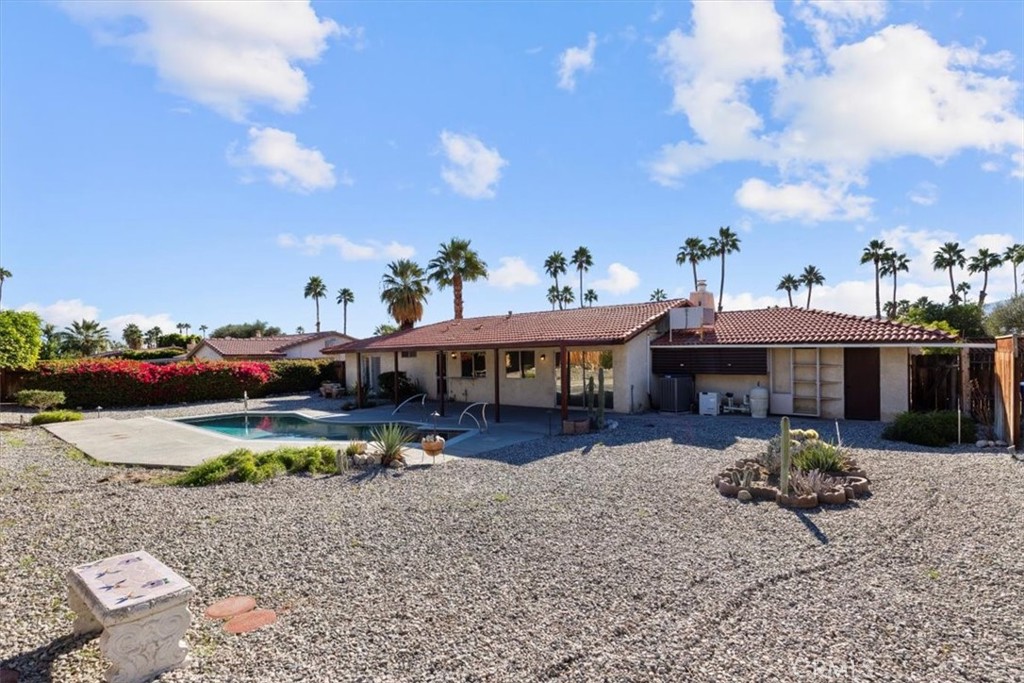 2250 Tamarisk