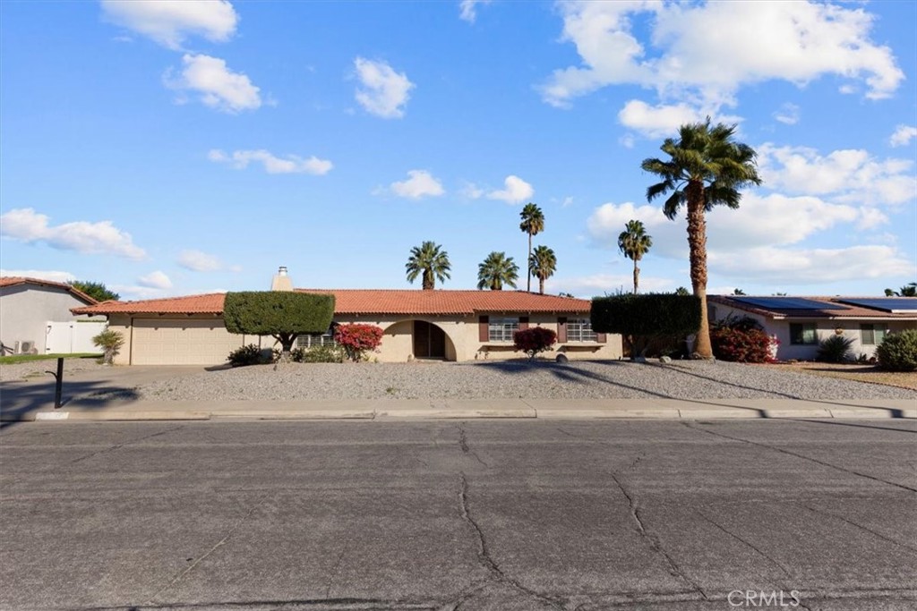2250 Tamarisk