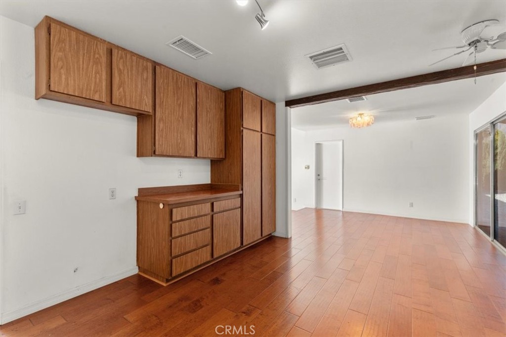 2250 Tamarisk