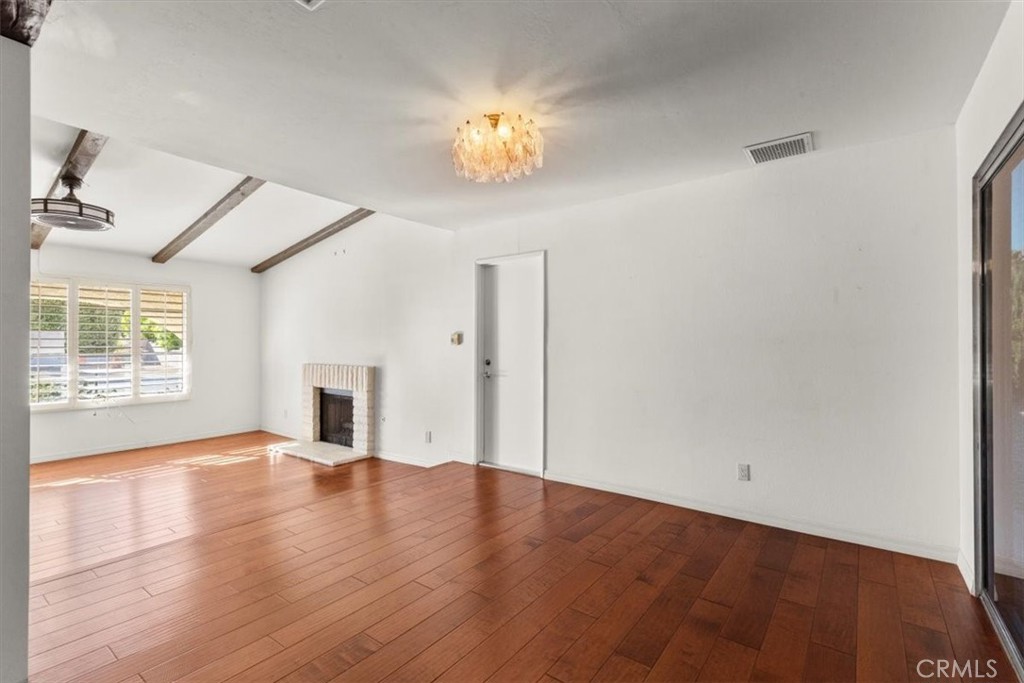 2250 Tamarisk