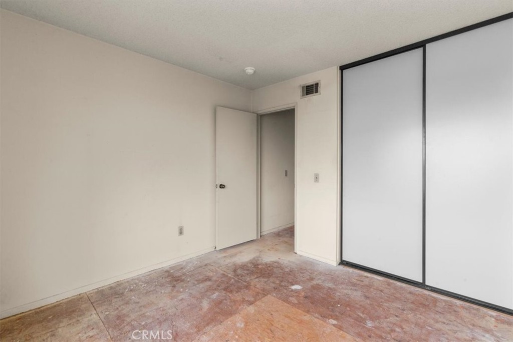1140 Walnut Grove
