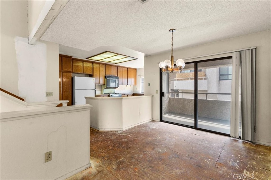 1140 Walnut Grove